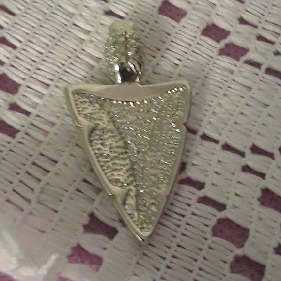 Silver Stone pendant Arrowhead - Picture 5 of 9